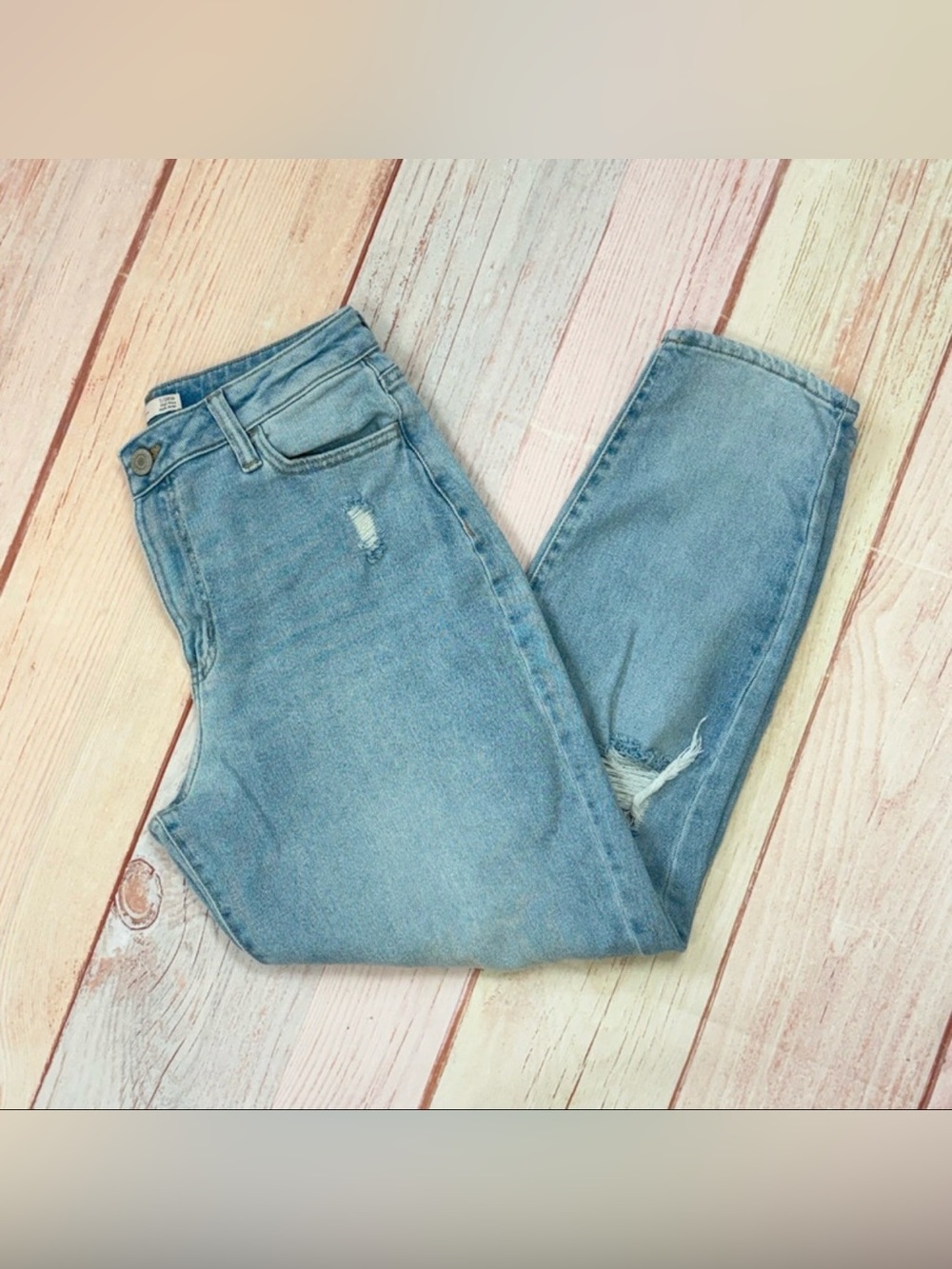 Women’s SO Light Wash Distressed Mom Jeans - Size 7 / 28